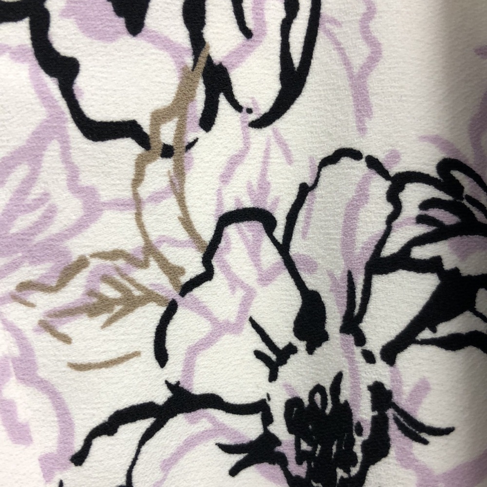 White House Black Market Ladies Floral Skirt - Picture 3 of 10